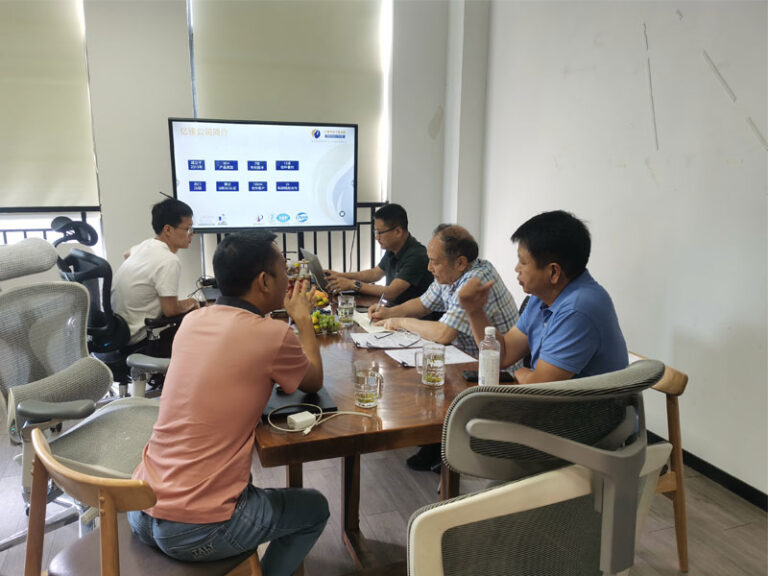 Myanmar Clients Inspect Yipu’s Instrument Air Nitrogen Generator Unit