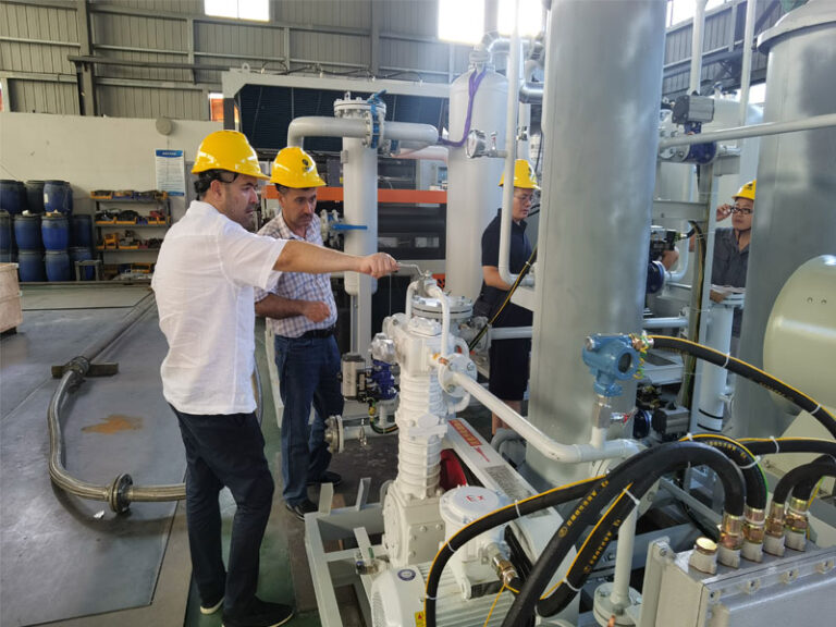 Uzbekistan Clients Visit Yipu Energy to Inspect Natural Gas Dehydration Unit Project
